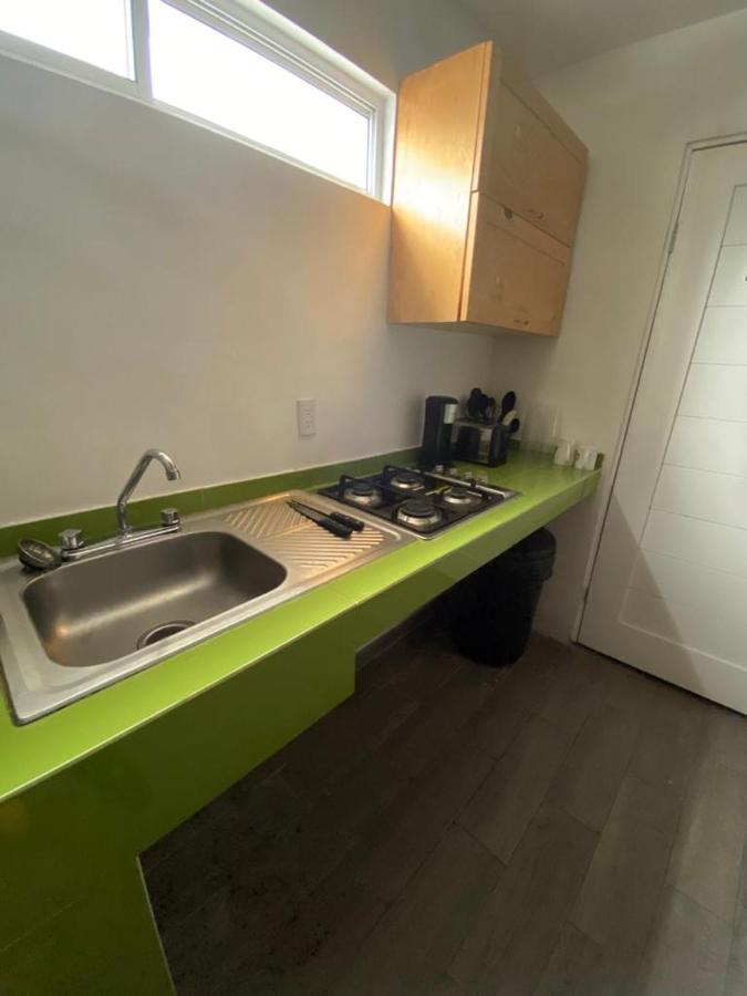 Casa Moderna Equipada Como En Pequeno Hotel Hab 4 モンテレー エクステリア 写真