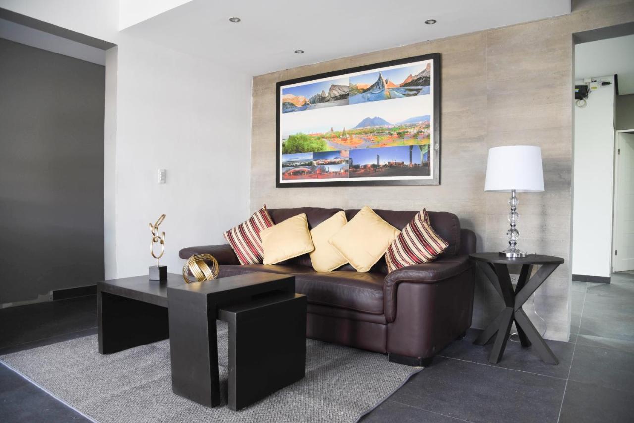Casa Moderna Equipada Como En Pequeno Hotel Hab 4 モンテレー エクステリア 写真